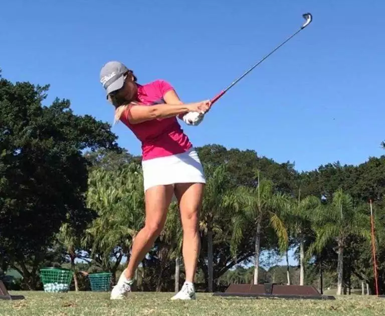Valeria-Ochoa-Golf-Swing