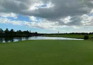 Golf Green, Flag, Evening Golf Scenery