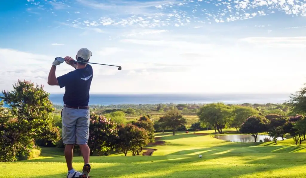 Should golfers be allowed to change balls mid-round