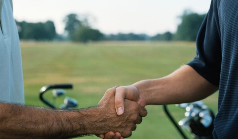 Should there be a two-tiered handicap system for casual vs. competitive golf